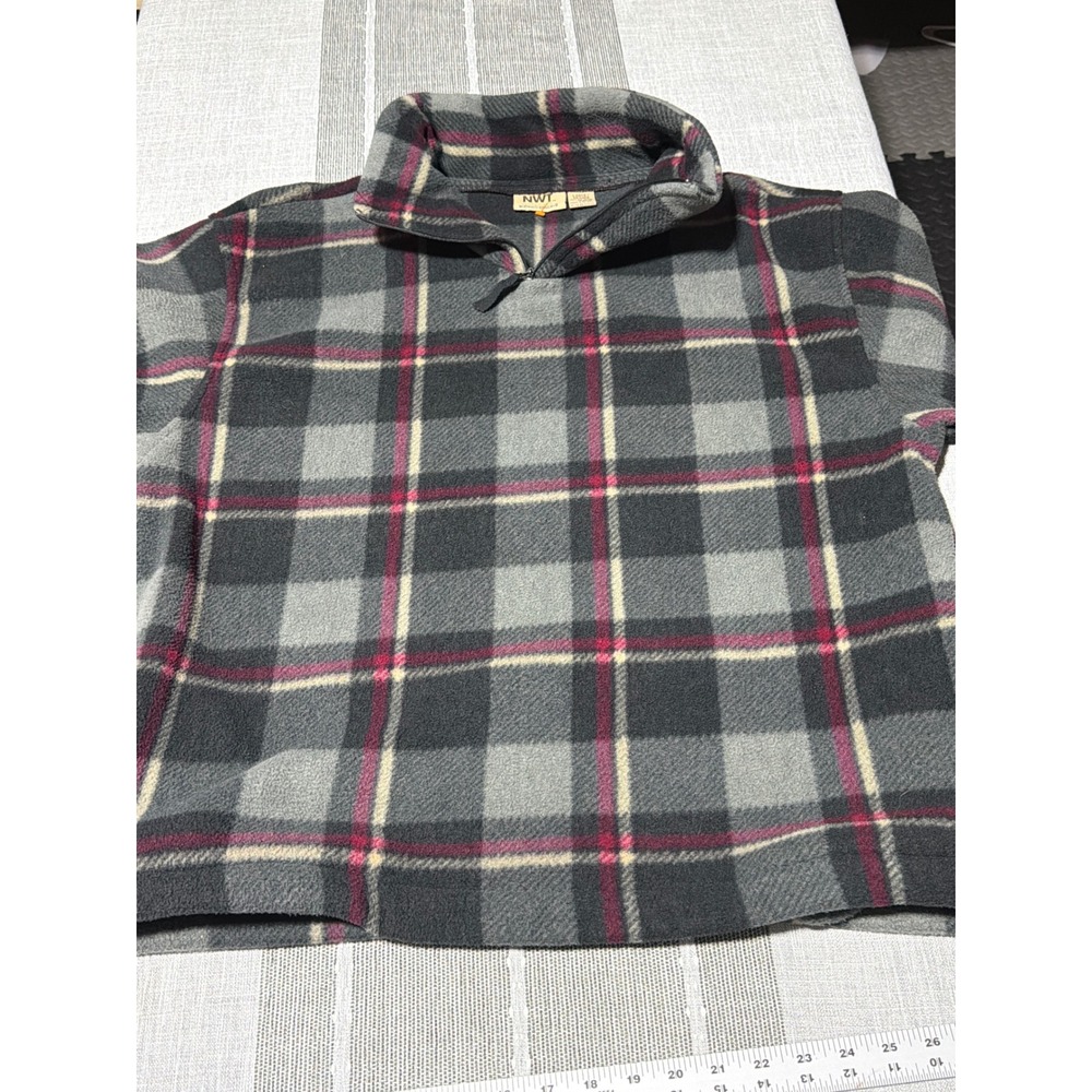 NWT Northwest Territory Women Large Gray Red Plaid Fleece Quarter Zip Pullover